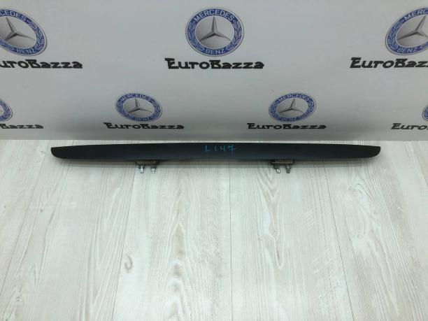 Накладка крышки багажника Mercedes W163 A1637400093
