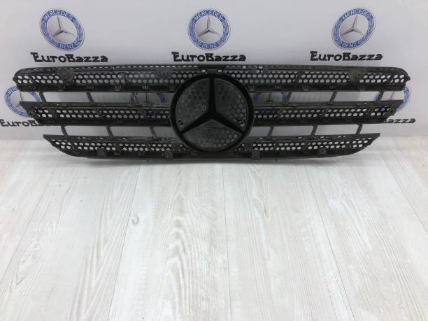 Решетка радиатора Mercedes W163 A1638800135
