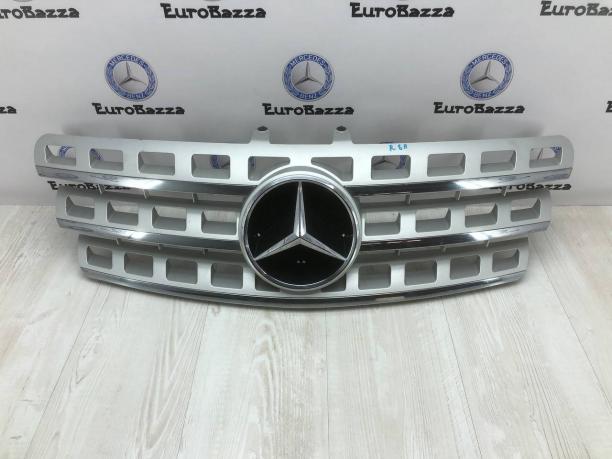 Решетка радиатора Mercedes W164 A1648202085