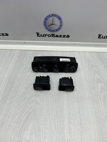 Блок кнопок стеклоподьемников Mercedes X164 А2518300590 А2518300590