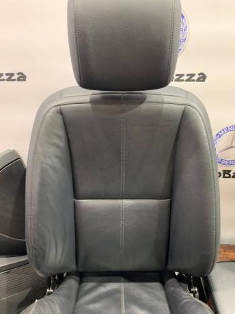 Передние сидения Mercedes W221 A2219104746