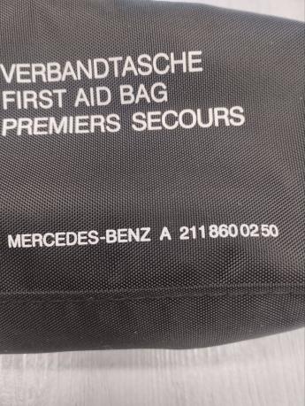 Аптечка Mercedes W211 A2118600250