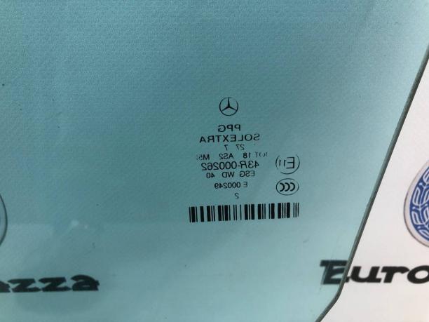 Стекло переднее правое Mercedes W211 A2117250410
