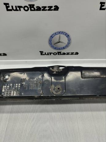 Верхняя планка телевизора Mercedes W210 A2106200172