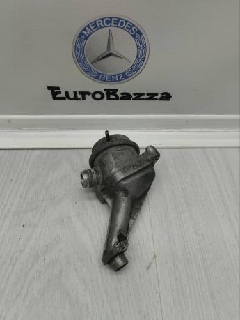 Клапан EGR левый Mercedes М112 A0021403560