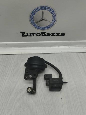 Клапан вакуумный Mercedes М112 A1121410069