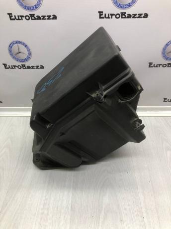 Корпус блока предохранителей Mercedes W221 A2215401182