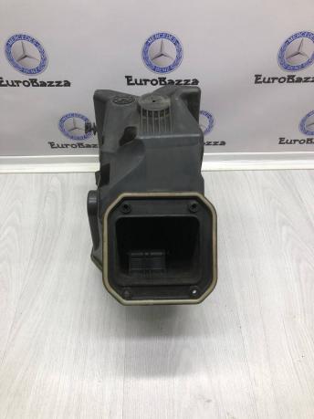 Корпус блока предохранителей Mercedes W221 A2215401182