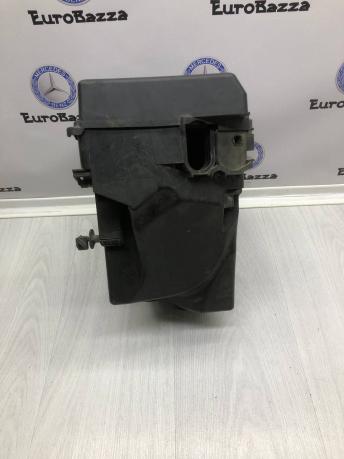 Корпус блока предохранителей Mercedes W221 A2215401182