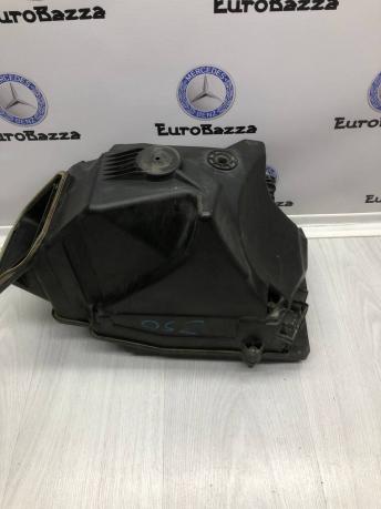 Корпус блока предохранителей Mercedes W221 A2215401182