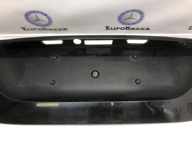 Накладка крышки багажника Mercedes W209 A2097500081