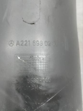 Пыльник заднего амортизатора Mercedes W221 A2216980130
