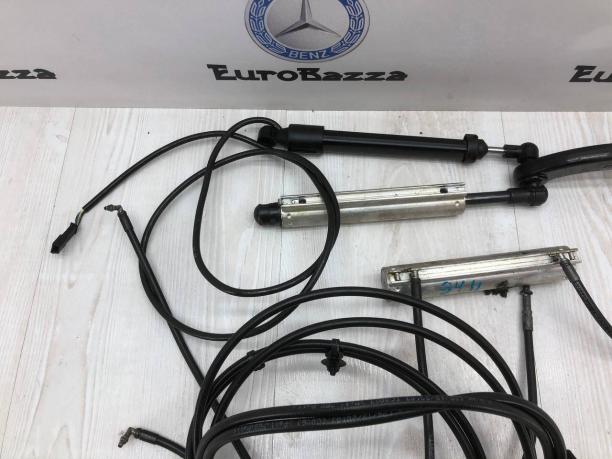 Привод крышки багажника на петле Mercedes W164 A1647400016
