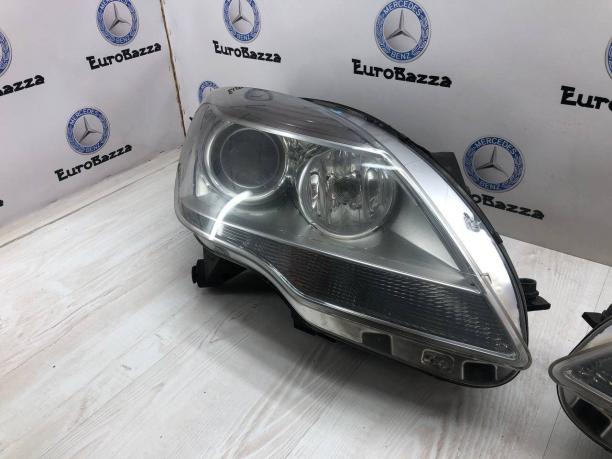 Ксеноновая фара Mercedes W251 A2518203761