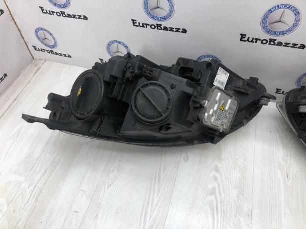 Ксеноновая фара Mercedes W251 A2518203761