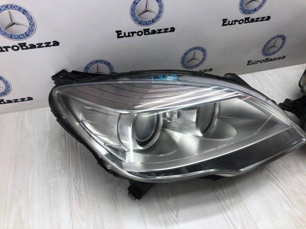 Ксеноновая фара Mercedes W251 A2518203761