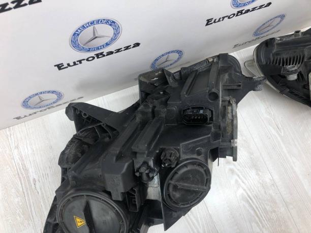 Ксеноновая фара Mercedes W251 A2518203761