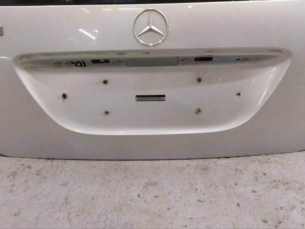 Крышка багажника Mercedes W251 A2517400805