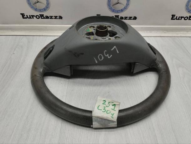 Руль с лепестками Mercedes W251 A1644600098