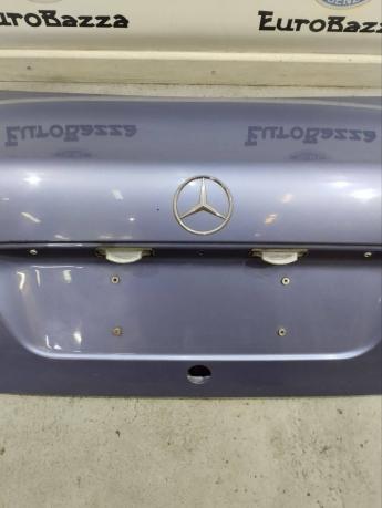 Крышка багажника Mercedes W208 A2087500175