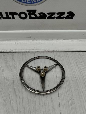 Эмблема крышки багажника Mercedes W203 A2037580058