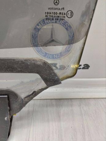 Стекло правой двери Mercedes W215 A2157200218