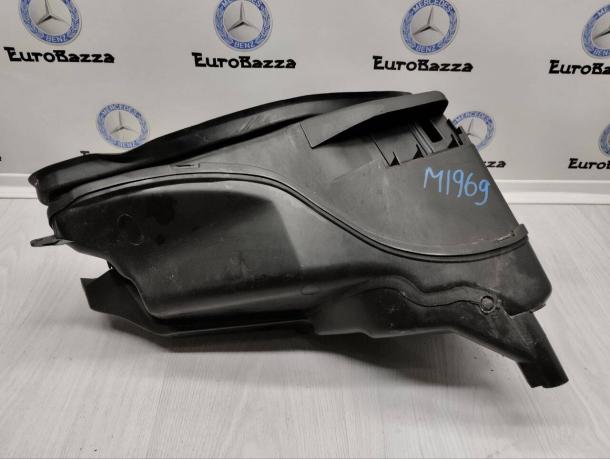 Корпус воздушного фильтра Mercedes W215 A2208300244