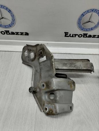 Кронштейн фары Mercedes W215 A2156300716