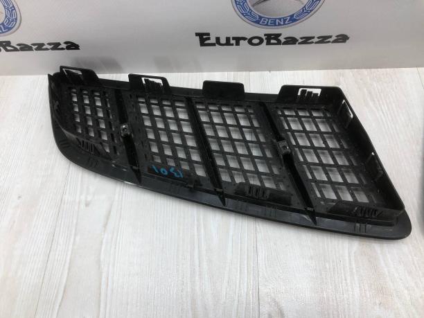 Решетка капота Mercedes R172 A1728800185