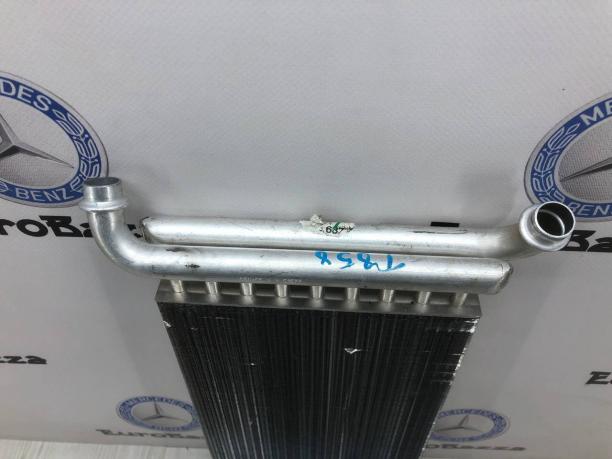 Радиатор печки Mercedes W639 A0038357501