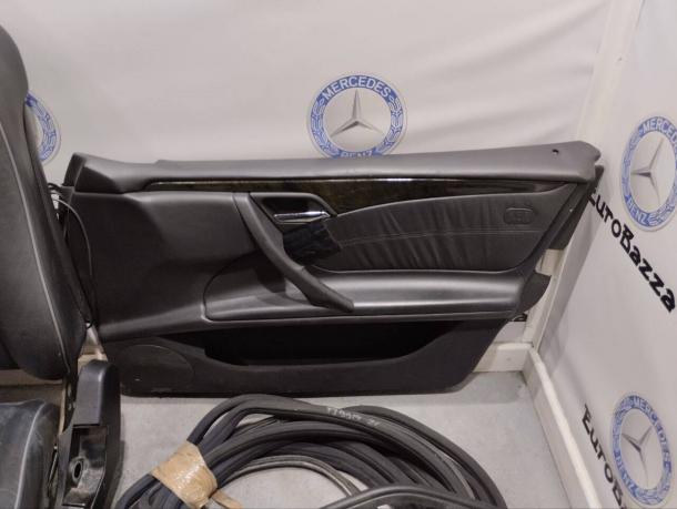 Передние сидения Mercedes W210 A2109105846