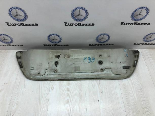 Накладка крышки багажника Mercedes W215 А2157500181 А2157500181