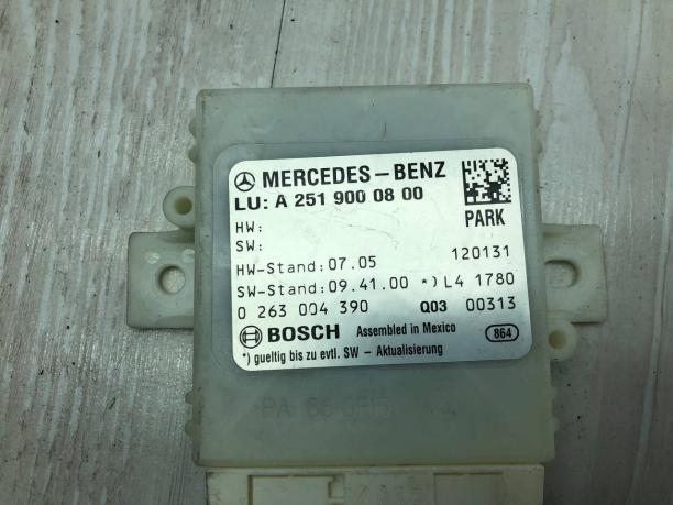 Блок управления парктрониками Mercedes W251 A2519000800