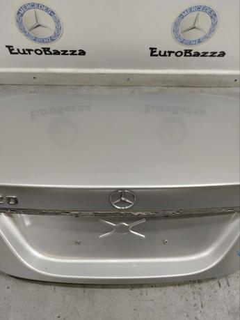 Крышка багажника Mercedes W219 A2197500075