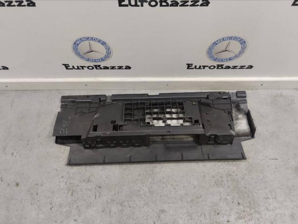 Корпус блоков управления Mercedes W211 А2115452540 А2115452540