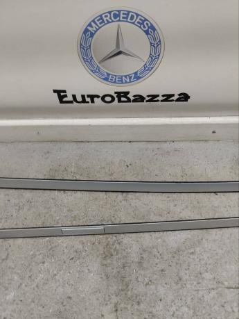 Молдинг крыши Mercedes W251 A2516902380