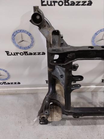 Подрамник передний Mercedes W251 A2513300158