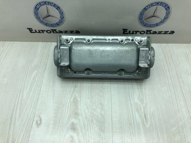 Подушка безопасности в торпедо Mercedes W211 A2118601305