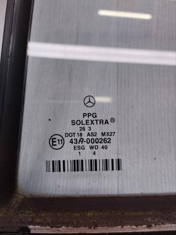 Неподвижное стекло задней двери Mercedes W211 A2117300555