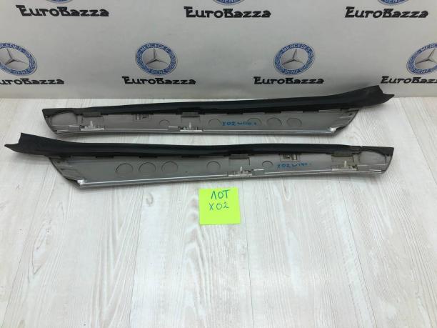 Накладка передней стойки кузова Mercedes R170 A1706980398