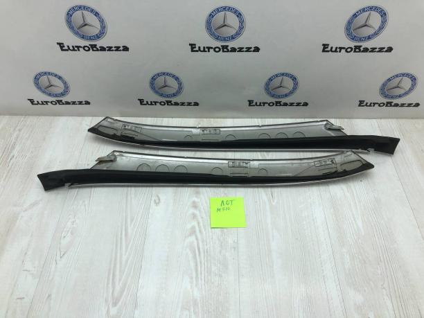 Молдинг лобового стекла боковой Mercedes R170 A1706980398