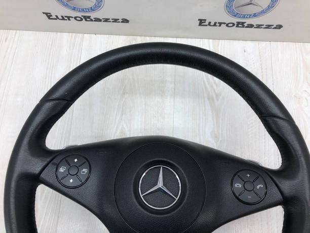 Руль с лепестками Mercedes A2304602218