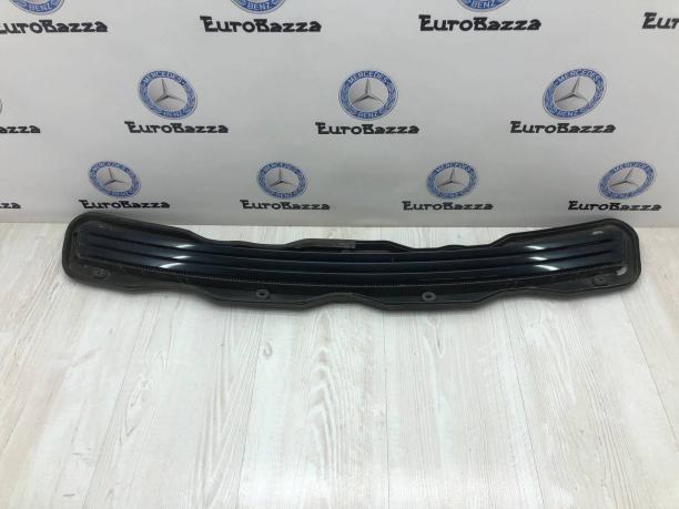 Накладка капота Mercedes W210 А2108800705 А2108800705