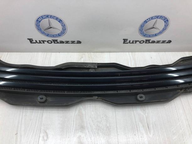 Накладка капота Mercedes W210 А2108800705 А2108800705