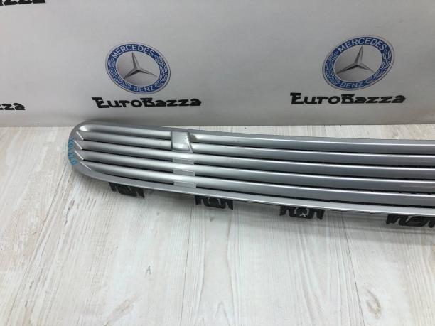 Накладка капота Mercedes W220 A2208800205