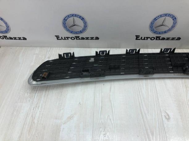 Накладка капота Mercedes W220 A2208800205