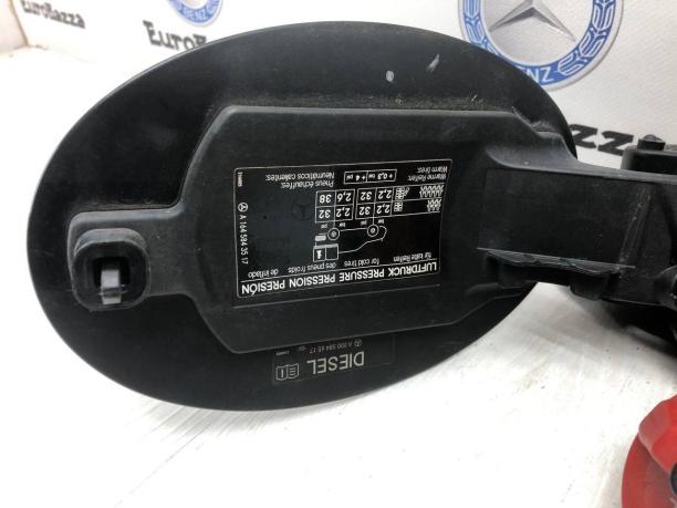 Лючок бензобака Mercedes X164 A1647570106