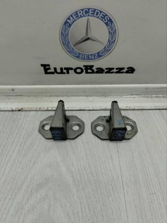 Ответная часть замка двери Mercedes R170 A1407200204