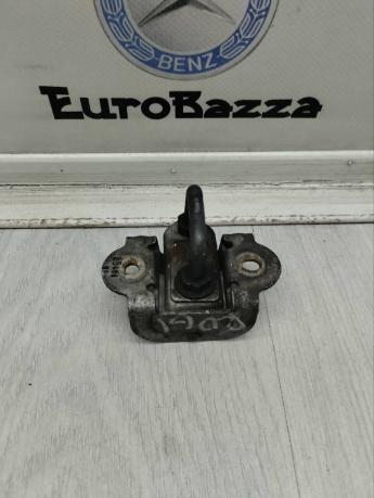 Ответная часть замка капота Mercedes R171 A2308800160