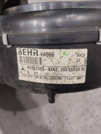 Отопитель в сборе Mercedes W203 A2038300962